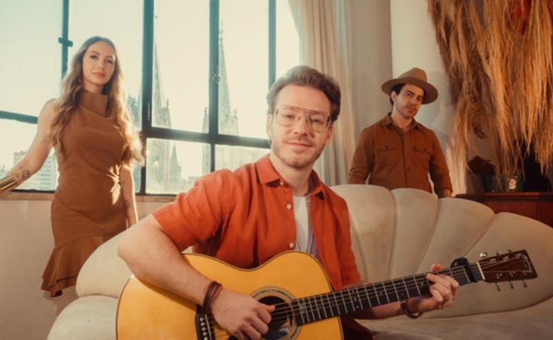 BALARA e o duo MAR ABERTO lançam “Mais Além”, uma música que nasceu para curar