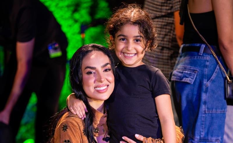 Débora Vitoria celebra gravação de primeiro audiovisual em Goiânia: “Foi tudo como eu sonhei”