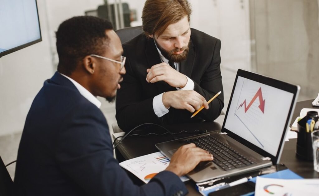 Regulação e compliance no mercado de fundos de investimento em debate em São Paulo